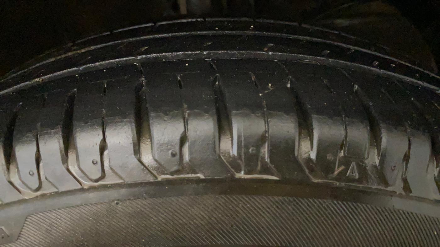 2024 Maruti Ertiga   VXI (O) CNG, CNG, Manual, 18,639 km, Right Front Tyre Tread