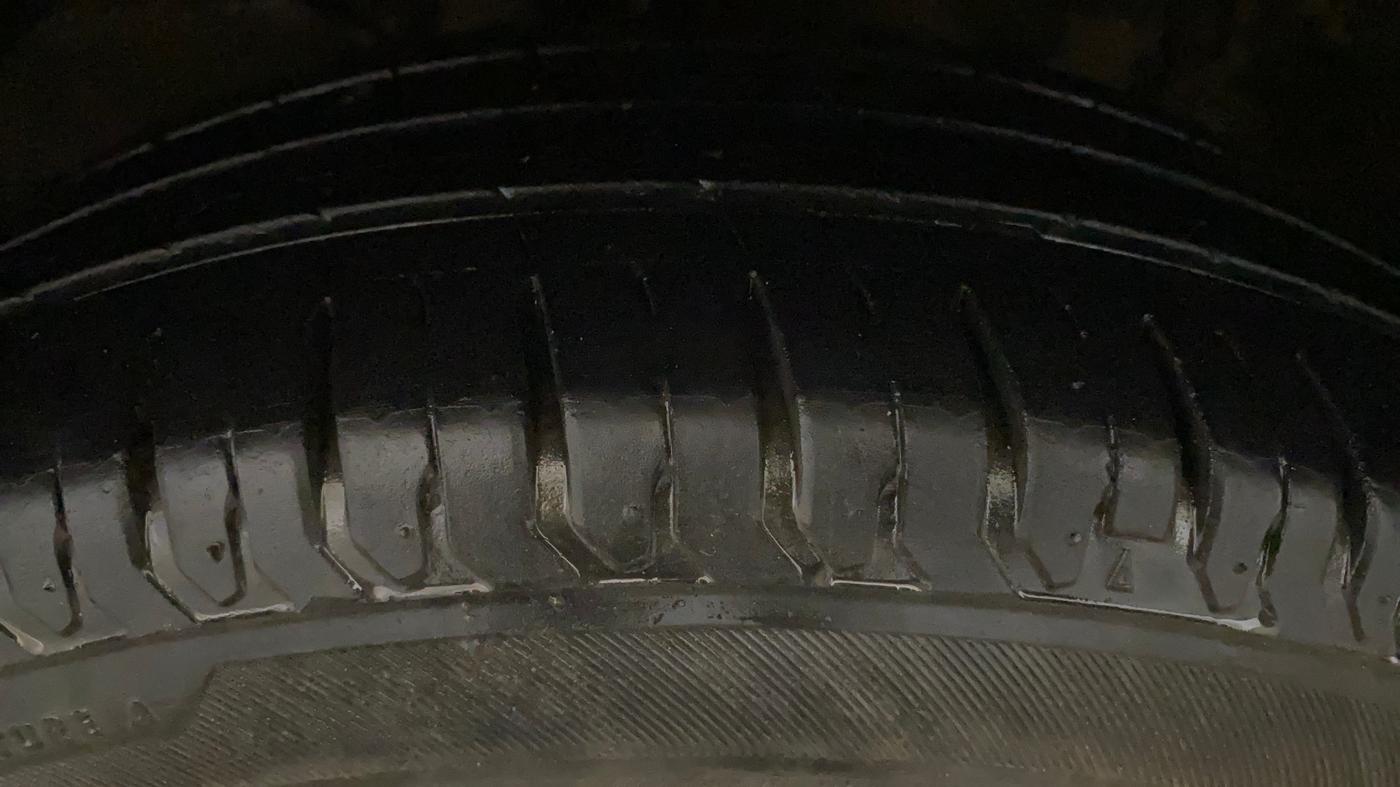 2024 Maruti Ertiga   VXI (O) CNG, CNG, Manual, 18,639 km, Left Front Tyre Tread