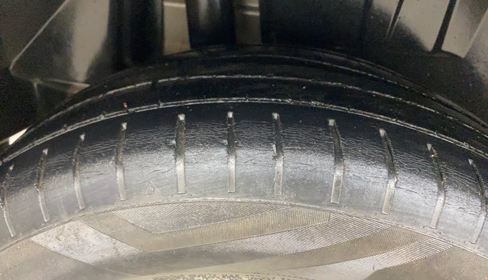 2021 Maruti Dzire ZXI, Petrol, Manual, 78,061 km, Right Rear Tyre Tread