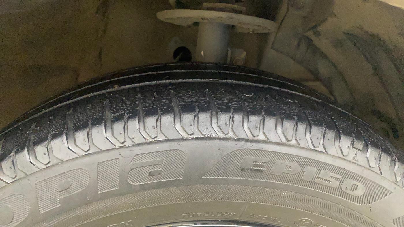 2021 Maruti XL6 ALPHA AT, Petrol, Automatic, 88,174 km, Right Front Tyre Tread
