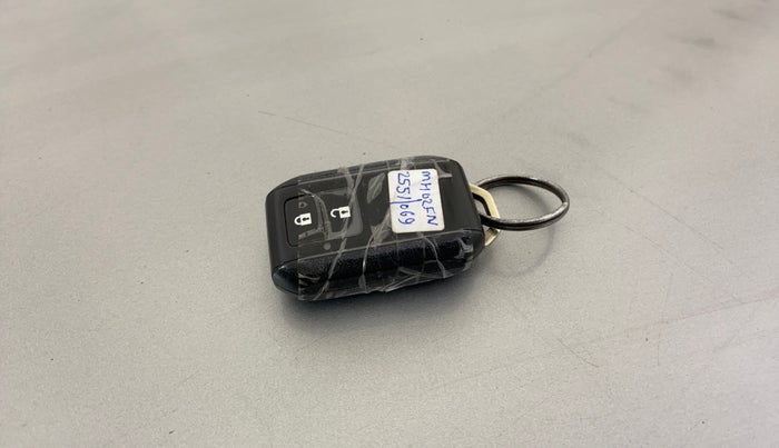 2021 Maruti XL6 ALPHA AT, Petrol, Automatic, 88,174 km, Key Close Up