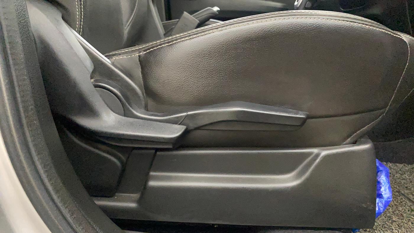 2021 Maruti XL6 ALPHA AT, Petrol, Automatic, 88,174 km, Driver Side Adjustment Panel