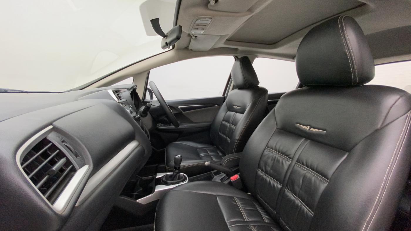 2018 Honda WR-V 1.5L I-DTEC VX MT, Diesel, Manual, 84,652 km, Right Side Front Door Cabin
