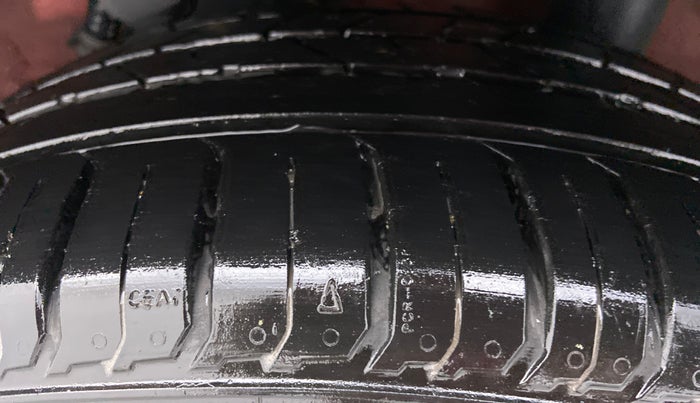 2019 Hyundai VENUE 1.0 TURBO GDI SX+ AT, Petrol, Automatic, 14,667 km, Left Rear Tyre Tread