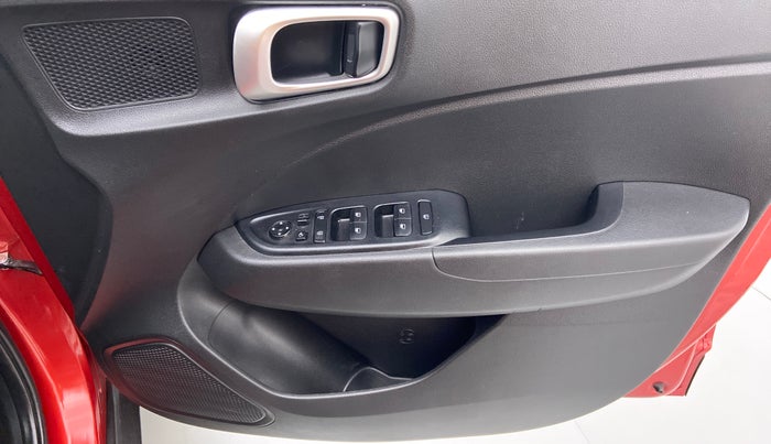 2019 Hyundai VENUE 1.0 TURBO GDI SX+ AT, Petrol, Automatic, 14,667 km, Driver Side Door Panels Control