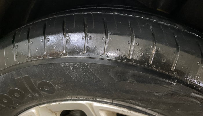 2014 Ford Ecosport TITANIUM 1.5L PETROL, Petrol, Manual, 49,367 km, Right Front Tyre Tread