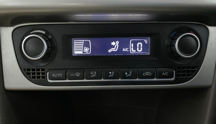 2015 Volkswagen Vento HIGHLINE PETROL, Petrol, Manual, 60,003 km, Automatic Climate Control