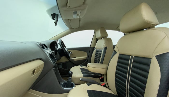 2015 Volkswagen Vento HIGHLINE PETROL, Petrol, Manual, 60,003 km, Right Side Front Door Cabin