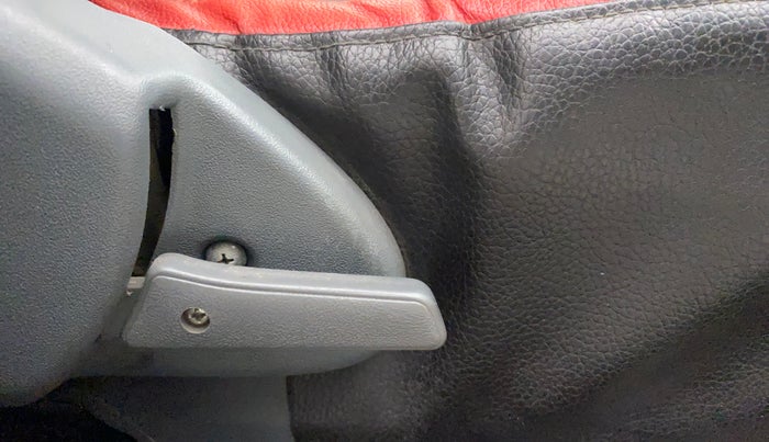 2014 Maruti Alto 800 LXI, Petrol, Manual, 61,018 km, Driver Side Adjustment Panel