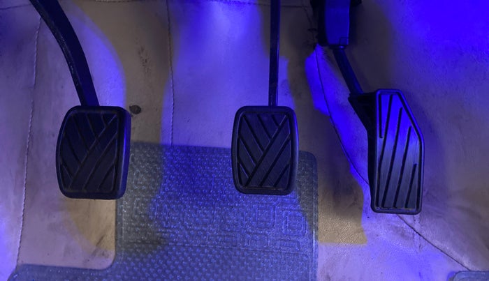 2020 Maruti Ertiga ZXI Plus SHVS, Petrol, Manual, 8,601 km, Pedals
