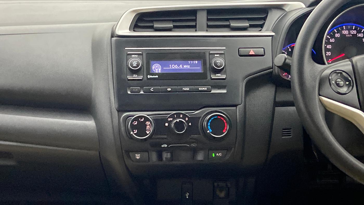 2018 Honda Jazz 1.2 S MT, Petrol, Manual, 29,701 km, Air Conditioner
