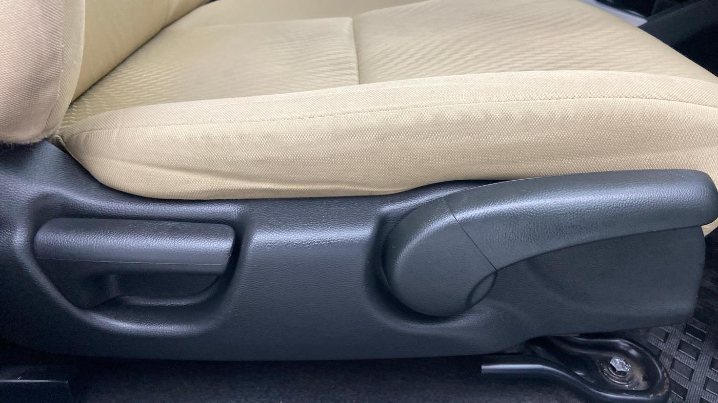 2018 Honda Jazz 1.2 S MT, Petrol, Manual, 29,701 km, Driver Side Adjustment Panel