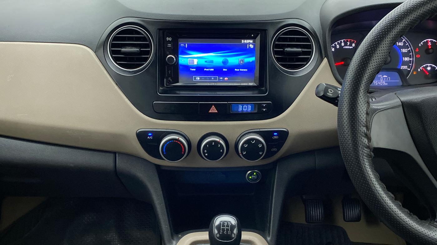 2015 Hyundai Grand i10 MAGNA 1.2 KAPPA VTVT, CNG, Manual, 75,716 km, Air Conditioner
