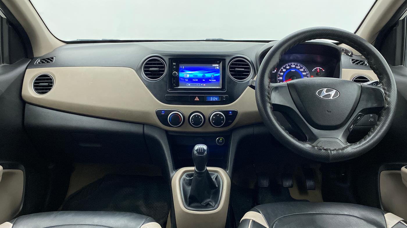 2015 Hyundai Grand i10 MAGNA 1.2 KAPPA VTVT, CNG, Manual, 75,716 km, Dashboard