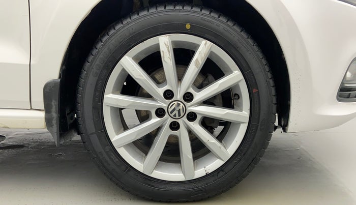 2017 Volkswagen Polo GT TSI 1.2 PETROL AT, Petrol, Automatic, 56,001 km, Right Front Wheel