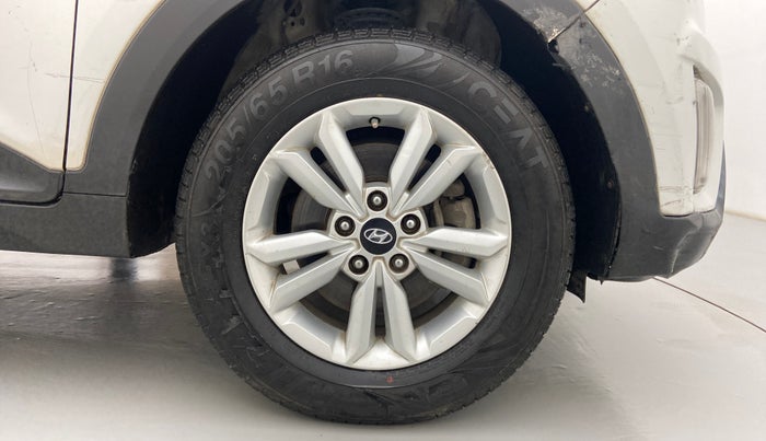 2016 Hyundai Creta SX PLUS 1.6 PETROL, Petrol, Manual, 88,174 km, Right Front Wheel