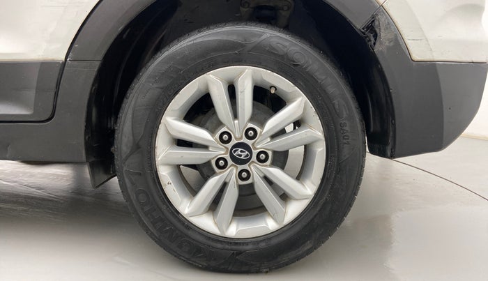 2016 Hyundai Creta SX PLUS 1.6 PETROL, Petrol, Manual, 88,174 km, Left Rear Wheel