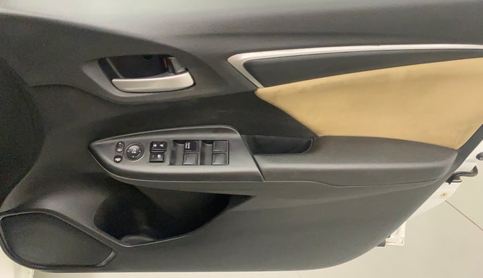 2019 Honda Jazz 1.2L I-VTEC VX CVT, Petrol, Automatic, 46,371 km, Driver Side Door Panels Control