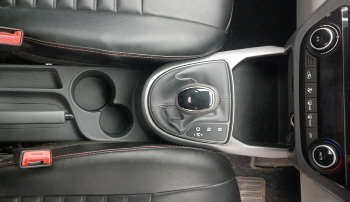 2020 Hyundai GRAND I10 NIOS SPORTZ AMT 1.2 KAPPA VTVT, Petrol, Automatic, 27,340 km, Gear Lever