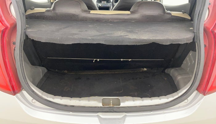 2013 Hyundai Eon ERA +, Petrol, Manual, 62,934 km, Boot Inside