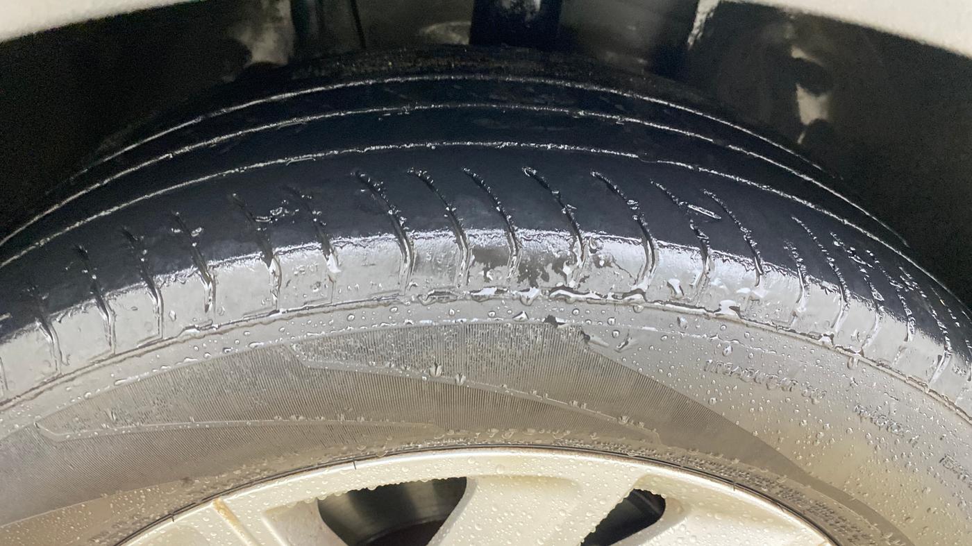 2022 Volkswagen TAIGUN HIGHLINE 1.0 TSI AT, Petrol, Automatic, 57,237 km, Right Front Tyre Tread