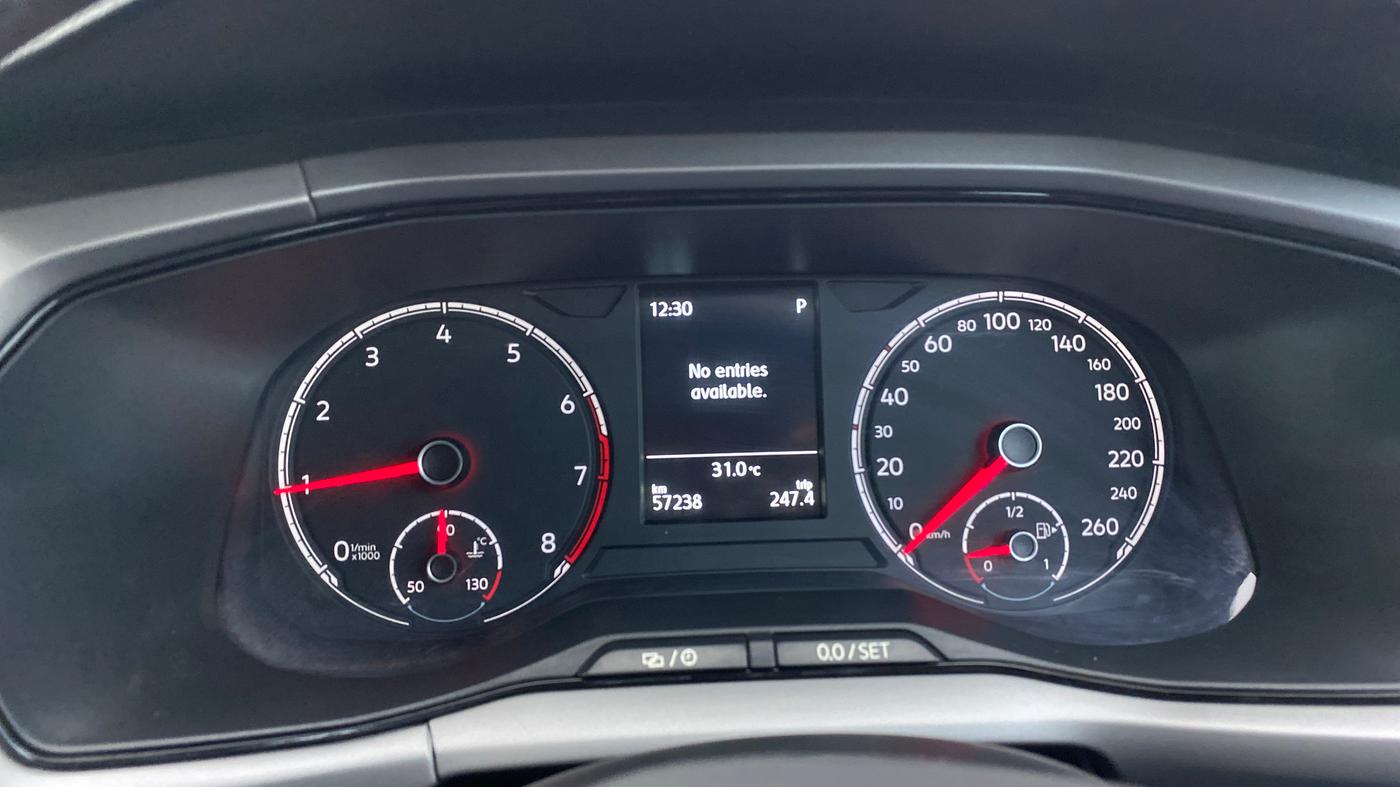 2022 Volkswagen TAIGUN HIGHLINE 1.0 TSI AT, Petrol, Automatic, 57,237 km, Odometer Image