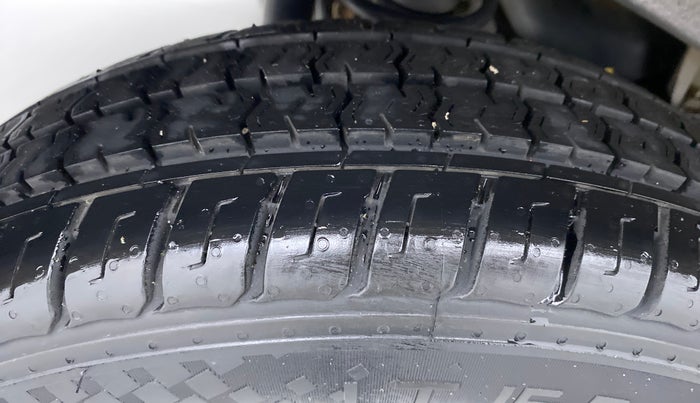 2020 Maruti Eeco 5 STR WITH AC PLUSHTR, Petrol, Manual, Right Rear Tyre Tread