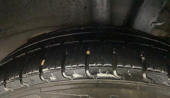 2017 Hyundai Grand i10 MAGNA AT 1.2 KAPPA VTVT, Petrol, Automatic, 98,325 km, Left Rear Tyre Tread