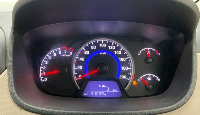 2018 Hyundai Grand i10 SPORTZ (O) 1.2 KAPPA VTVT, Petrol, Manual, 30,999 km, Odometer Image