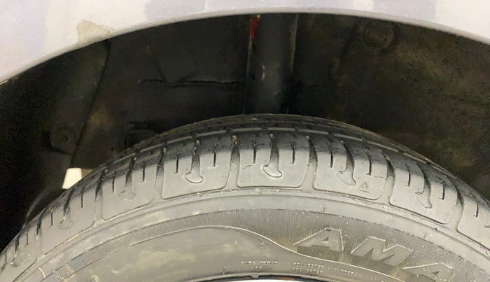 2018 Hyundai Grand i10 SPORTZ (O) 1.2 KAPPA VTVT, Petrol, Manual, 30,999 km, Right Rear Tyre Tread