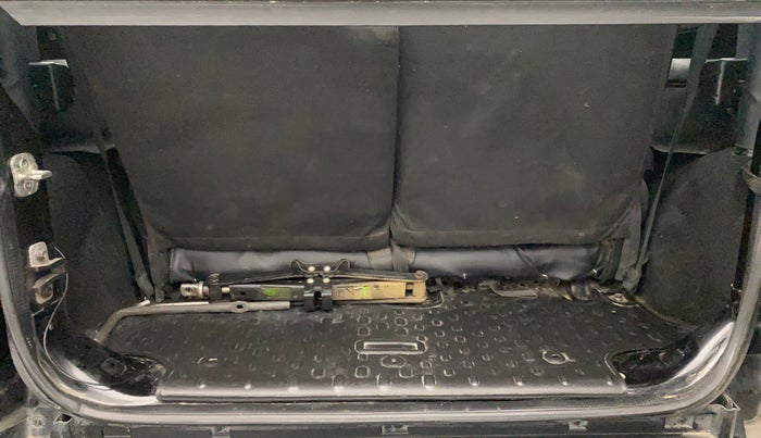 2023 Mahindra Thar LX HARD TOP 4WD MT, Diesel, Manual, 82,278 km, Boot Inside