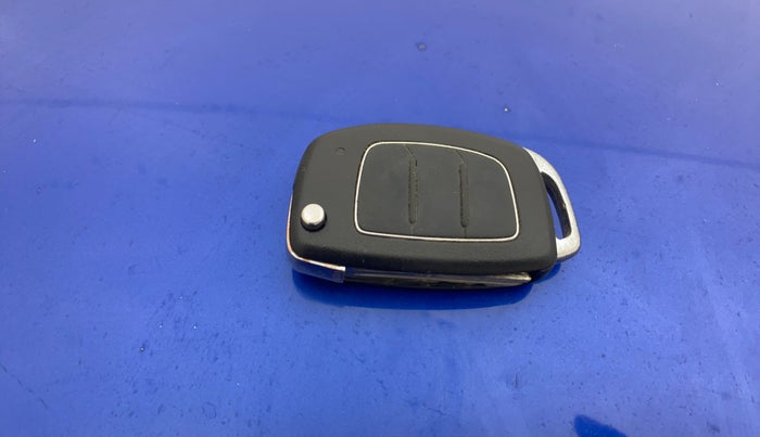 2015 Hyundai Xcent S 1.1 CRDI (O), Diesel, Manual, 98,047 km, Key Close Up