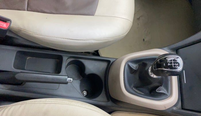 2015 Hyundai Xcent S 1.1 CRDI (O), Diesel, Manual, 98,047 km, Gear Lever