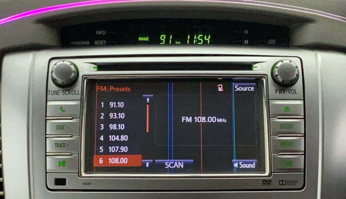 2014 Toyota Innova 2.5 VX 7 STR, Diesel, Manual, 93,272 km, Infotainment System