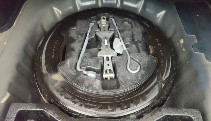 2017 Maruti Ciaz ZETA 1.4  MT PETROL, Petrol, Manual, 65,539 km, Spare Tyre