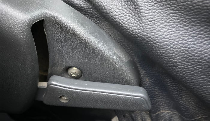 2016 Maruti Alto 800 VXI, Petrol, Manual, 95,961 km, Driver Side Adjustment Panel