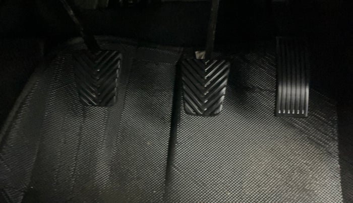 2019 Hyundai Elite i20 SPORTZ PLUS 1.2 DUAL TONE, Petrol, Manual, 24,581 km, Pedals