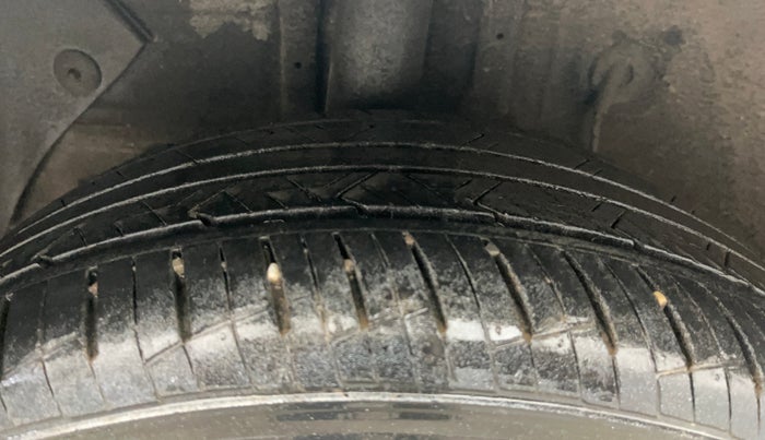 2019 Hyundai Elite i20 SPORTZ PLUS 1.2 DUAL TONE, Petrol, Manual, 24,581 km, Right Rear Tyre Tread