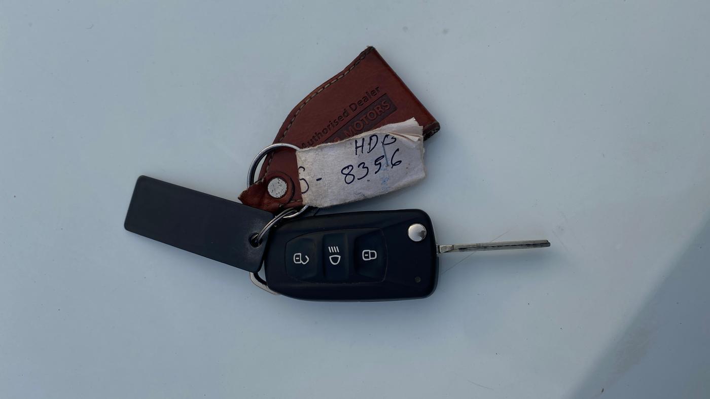 2024 Tata PUNCH ADVENTURE MT CNG , CNG, Manual, 31,404 km, Key Close Up