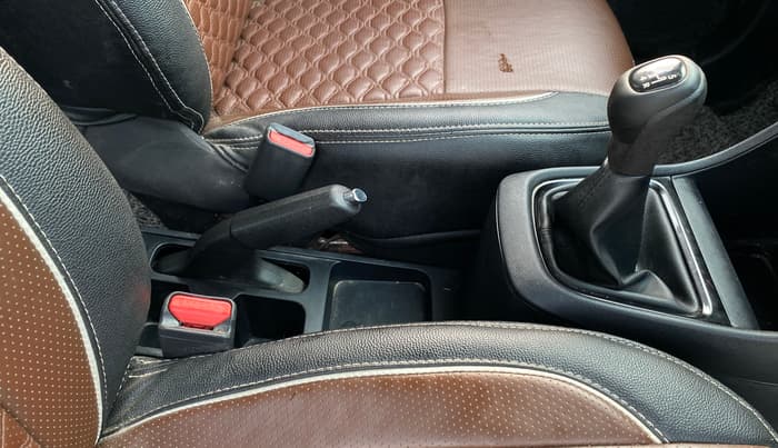 2024 Tata PUNCH ADVENTURE MT CNG , CNG, Manual, 31,404 km, Gear Lever