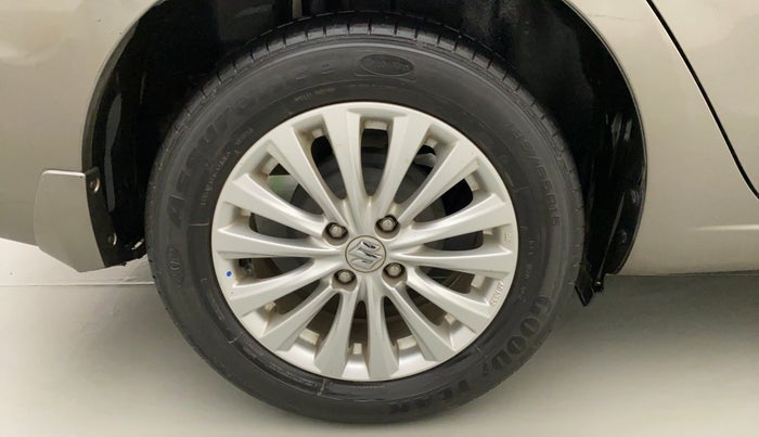 2018 Maruti Ciaz ZETA 1.5 SHVS MT PETROL, Petrol, Manual, 62,709 km, Right Rear Wheel