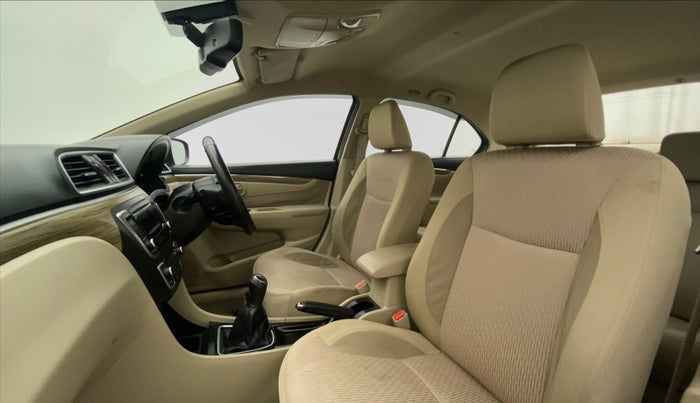 2018 Maruti Ciaz ZETA 1.5 SHVS MT PETROL, Petrol, Manual, 62,709 km, Right Side Front Door Cabin