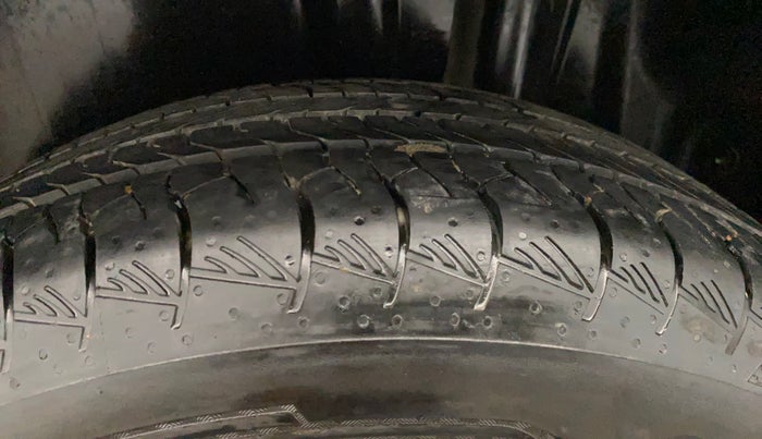 2024 Maruti Grand Vitara DELTA SMART HYBRID, Petrol, Manual, 34,308 km, Left Rear Tyre Tread