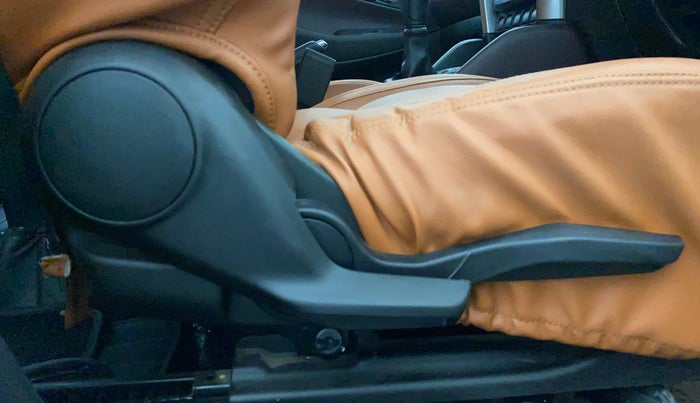 2024 Maruti Grand Vitara DELTA SMART HYBRID, Petrol, Manual, 34,308 km, Driver Side Adjustment Panel