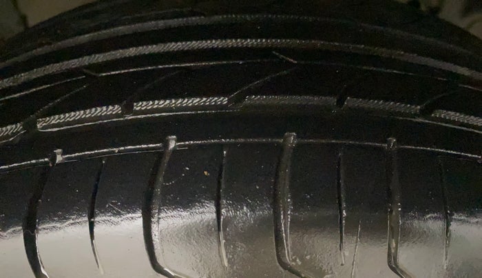 2014 Ford Ecosport TREND 1.5L DIESEL, Diesel, Manual, 92,281 km, Right Front Tyre Tread