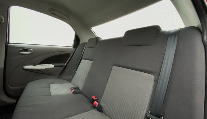 2011 Toyota Etios V, Petrol, Manual, 87,194 km, Right Side Rear Door Cabin