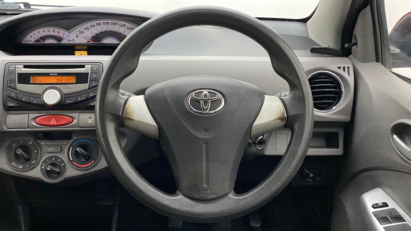 2011 Toyota Etios V, Petrol, Manual, 87,194 km, Steering Wheel Close Up