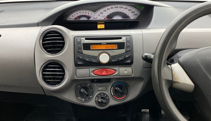 2011 Toyota Etios V, Petrol, Manual, 87,194 km, Air Conditioner