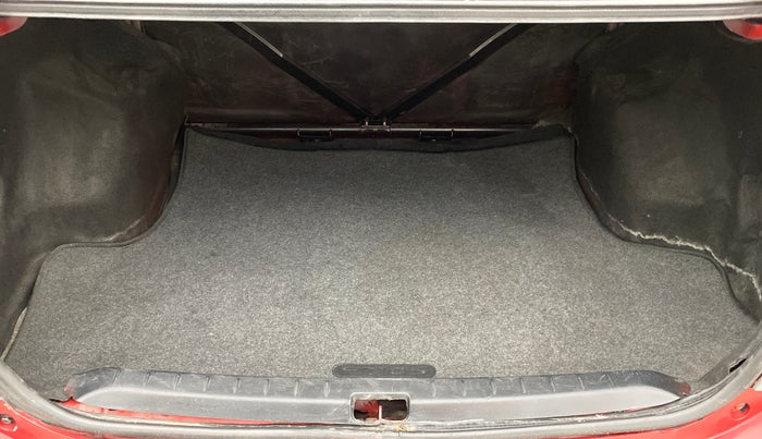 2011 Toyota Etios V, Petrol, Manual, 87,194 km, Boot Inside