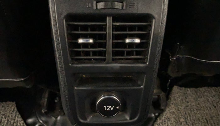 2020 Tata ALTROZ XZ PETROL, Petrol, Manual, 40,234 km, Rear AC Vents